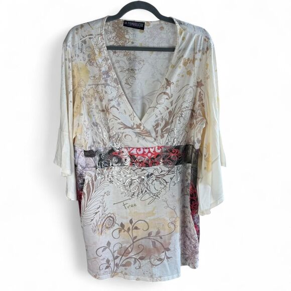 Pyramid Connection Women's Top Sz 1X Cream w/ 90s Graphics Y2k Fairycore Whimsy - Picture 1 of 8